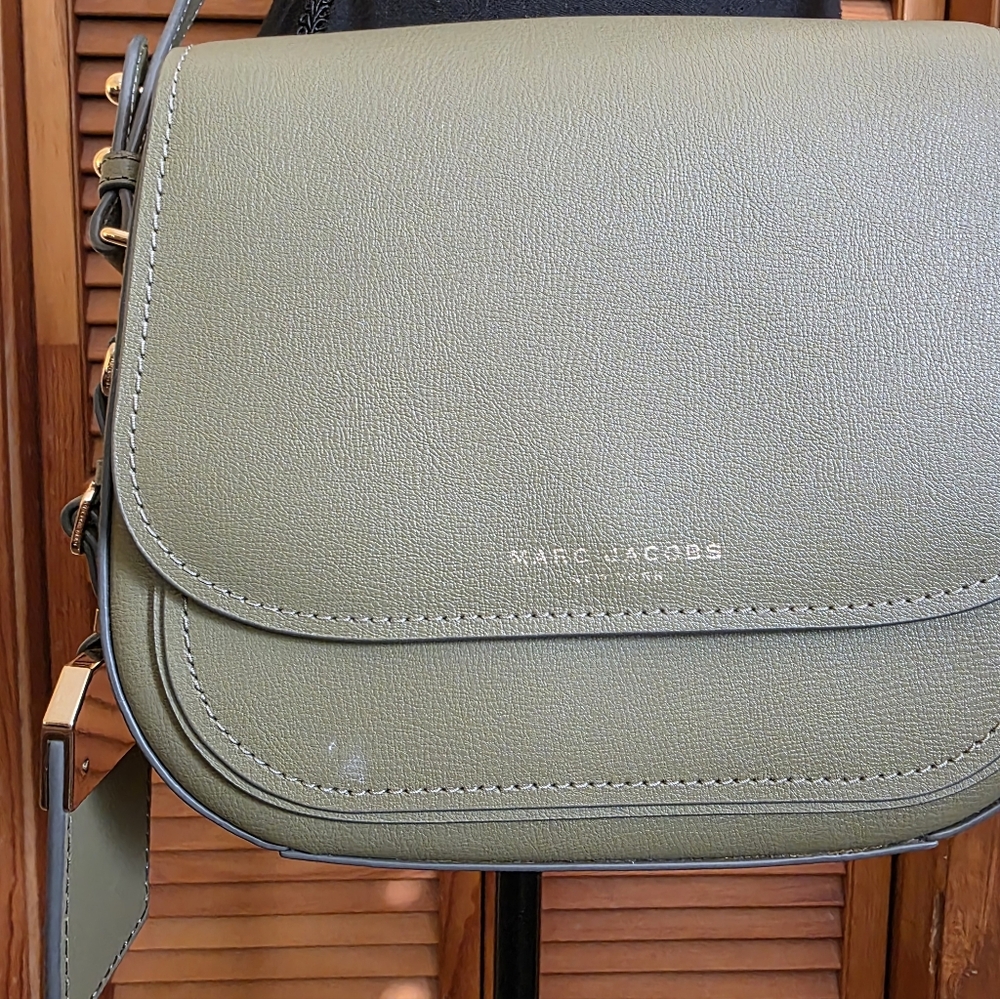 GC Marc Jacobs New York Mini Rider Olive Crossbody Bag - Picture 2 of 16